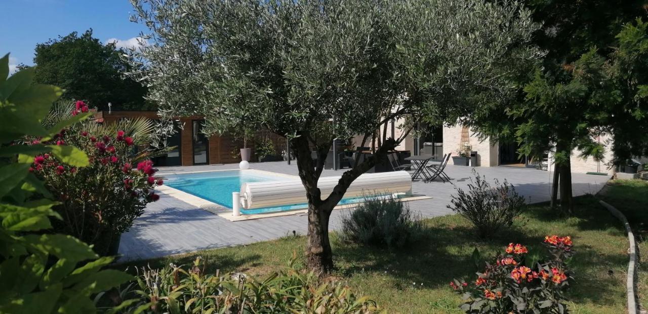 La Resiniere Bed & Breakfast Salles  Bagian luar foto
